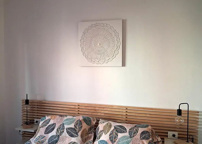 Sun Apartment *